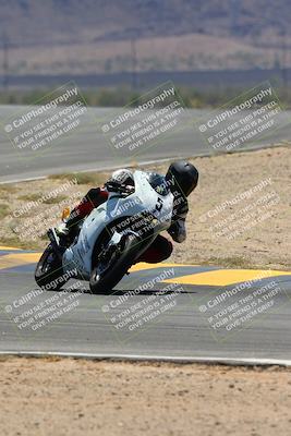 media/May-06-2024-Moto Forza (Mon) [[b33359f27d]]/1-Advanced/Session 4 (Turns 9 and 8)/